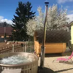 Virivka A Sauna Na Pokoji,nebo Na Vlastni Terase - Farma U Pribrami *