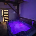 Virivka A Sauna Na Pokoji,nebo Na Vlastni Terase - Farma U Pribrami Apartament Příbram