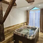 Virivka A Sauna Na Pokoji,nebo Na Vlastni Terase - Farma U Pribrami * Příbram