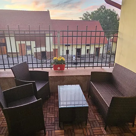 Lägenhet Virivka A Sauna Na Pokoji,nebo Na Vlastni Terase - Farma U Pribrami